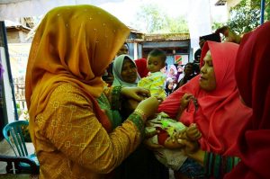 bupati bima kunjungi posyandu