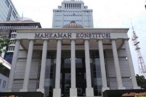 mk-tolak-uji-materi-revisi-uu-kpk-hakim-beda-pendapat-cil