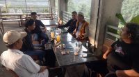 Tri Pramono saat memberikan keterangan soal lahan eks HGU PT. Tenjojaya di Cibadak, Kabupaten Sukabumi (Tbo)